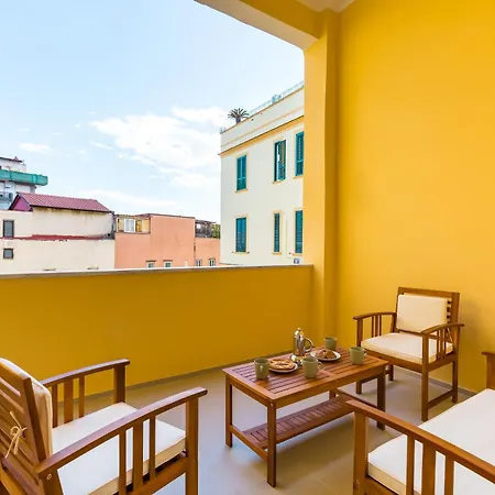 Апартаменты Casa Nostos Piedigrotta By Napoliapartments *