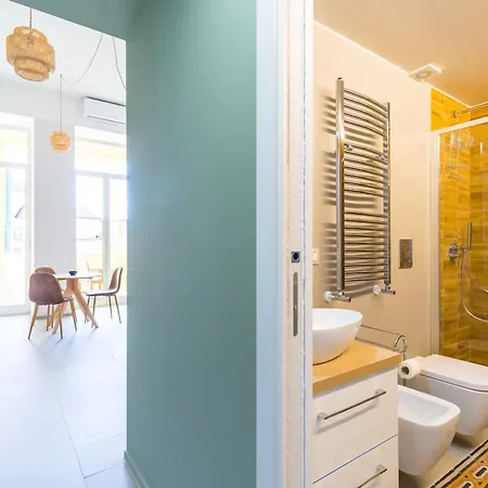 Апартаменты Casa Nostos Piedigrotta By Napoliapartments *