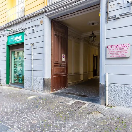 Апартаменты Casa Nostos Piedigrotta By Napoliapartments Неаполь